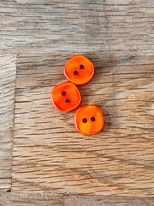 02-2413 End of Line Square Orange  Button - 20L x 10