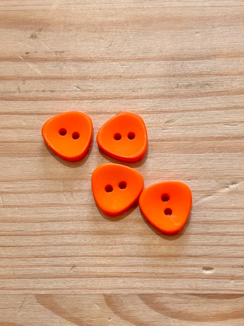 27-K160 Orange Triangle  Button- 24L