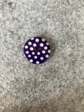 Load image into Gallery viewer, 100-008 Spotty Button - 20L