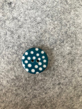 Load image into Gallery viewer, 100-008 Spotty Button - 28L