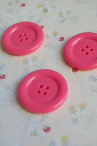32-8425  Ring Edge Button - Hot Pink