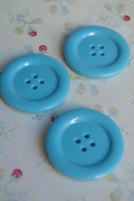 32-8425  Ring Edge Button - Turquoise