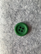 Load image into Gallery viewer, 40-18803 Simple Ring Edge Button - 28L