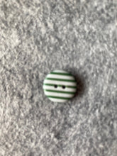 Load image into Gallery viewer, 40-52232 Stripy Button - 20L