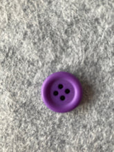 Load image into Gallery viewer, 40-18803 Simple Ring Edge Button - 28L