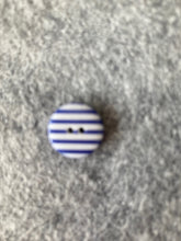 Load image into Gallery viewer, 40-52232 Stripy Button - 20L