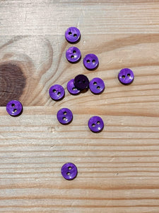 02-2603 End of Line Purple Collar or Doll Button - 14L x 10