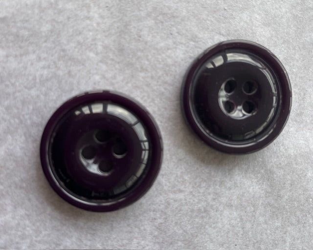 17-1027 Chunky Coat Button - Aubergine - 48L