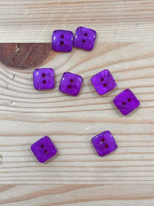 23-3011  Purple Square  Button - 24L x 6