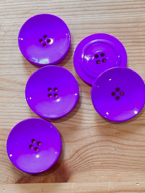 27-T1010 Purple Coat Button - 64L