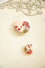 Load image into Gallery viewer, 63-A7261  Pinkbell Flower Printed Button x 1
