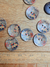 Load image into Gallery viewer, 63-A3381 - 48L (30mm) Faded Floral Coconut Button x 1
