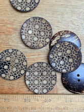 Load image into Gallery viewer, 63-61661 - 64L (40mm) Eastern Tiles Coconut Button x 1
