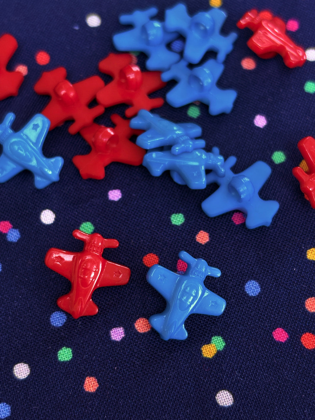 63-73146 Airplane Button