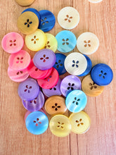 Load image into Gallery viewer, 40-51899 Petal Hole Button - 40L - Various
