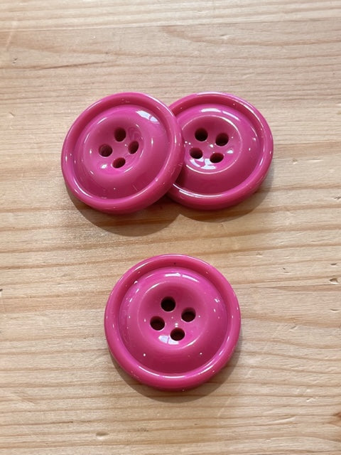 17-1027 Chunky Coat Button - Dark Fuchsia - 54L