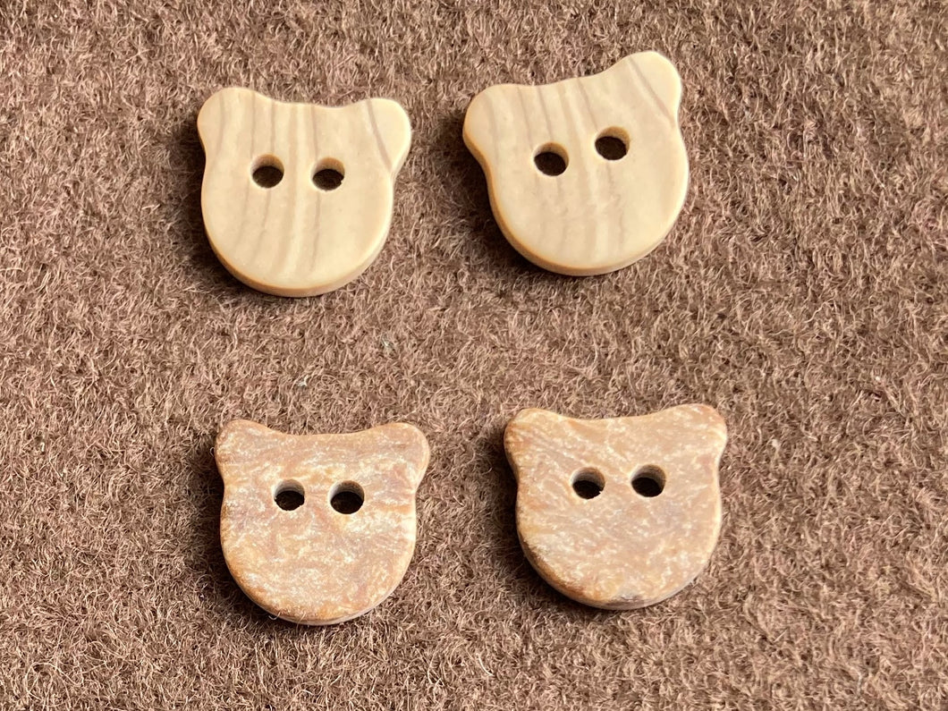 03-2148 Cat Face Button  - Wood Effect - 20L