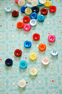 04-10912 Pearly Shirt Button - 18L  - Random Mixed Colours  x 10