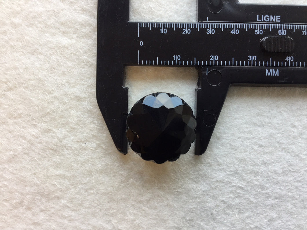 14-04061 Black Faceted Shank Button - 28L