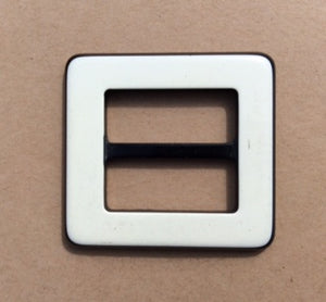 14-04015 Square Black and White Buckle - 30mm