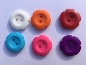 15-4130 Simple Flower Button - 28L - Mid Blue