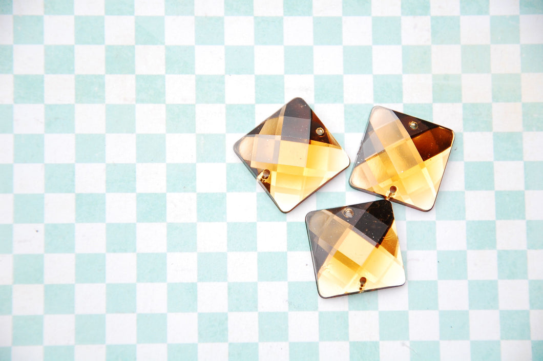 14-04020 Sew-On Square Faceted Gem 20 x 20mm - Light Gold