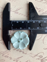 Load image into Gallery viewer, 03-2127 Nylon Flower Button - 36L - Aqua
