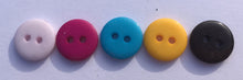 Load image into Gallery viewer, 32-F2020 Bitter Chocolate Smartie Button - 20L x 10
