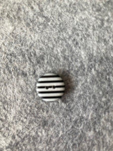 40-52232 Stripy Button - 20L